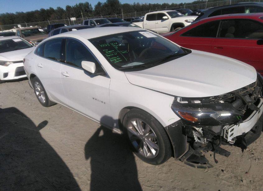 2020 Chevrolet Malibu FWD LT (VIN 1G1ZD5ST5LF054775) main photo