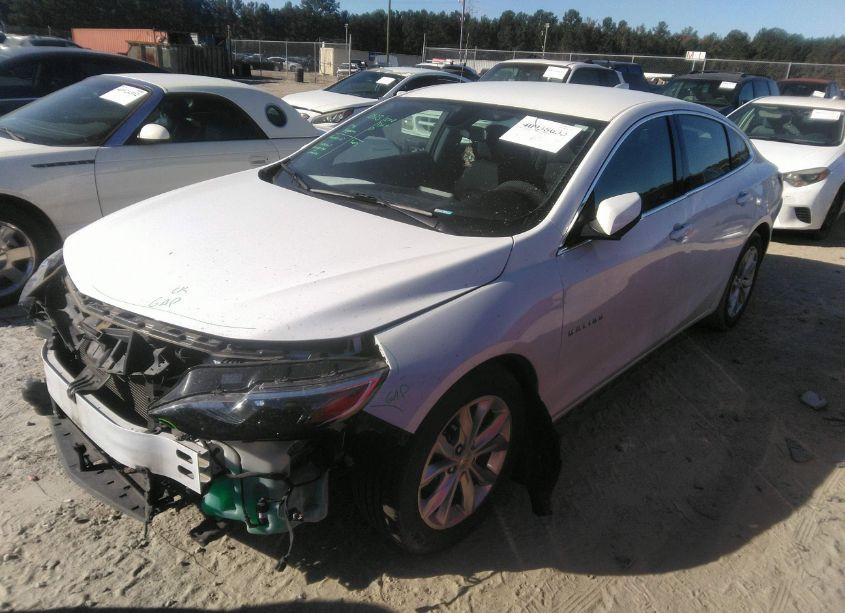 Photo 2 of 2020 Chevrolet Malibu FWD LT (VIN 1G1ZD5ST5LF054775)