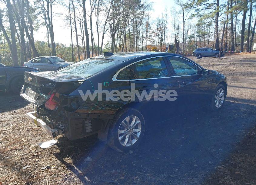 Photo 4 of 2020 Chevrolet Malibu FWD LT (VIN 1G1ZD5ST5LF055165)