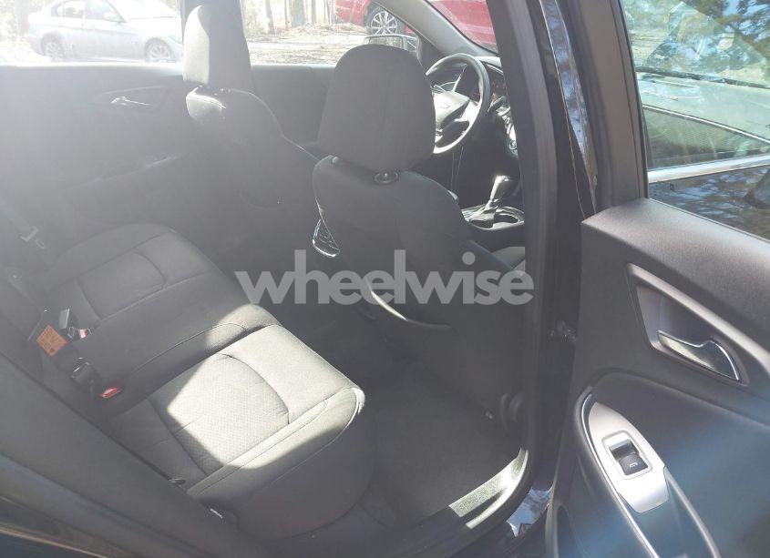 Photo 8 of 2020 Chevrolet Malibu FWD LT (VIN 1G1ZD5ST5LF055165)