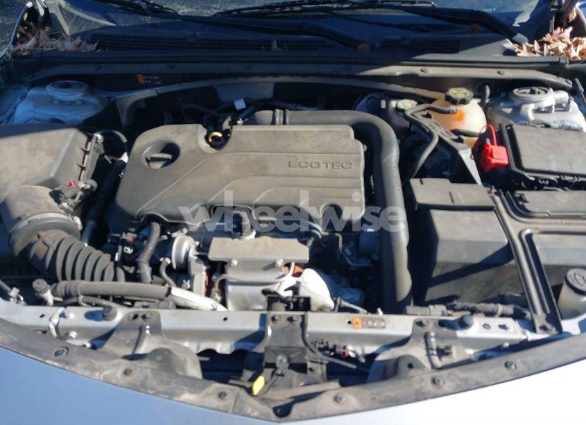 Photo 10 of 2020 Chevrolet Malibu FWD LT (VIN 1G1ZD5ST5LF059488)