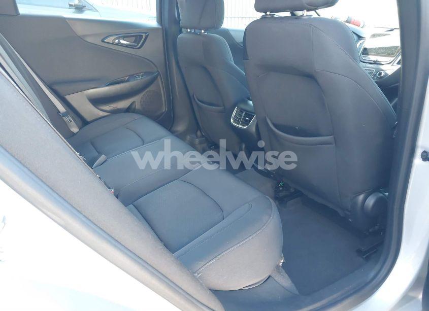 Photo 8 of 2020 Chevrolet Malibu FWD LT (VIN 1G1ZD5ST5LF059488)