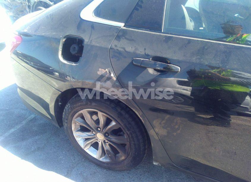 Photo 6 of 2020 Chevrolet Malibu FWD LT (VIN 1G1ZD5ST5LF095178)