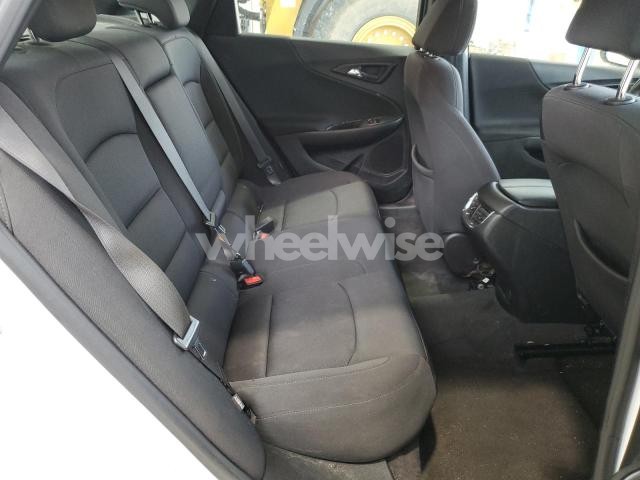 Photo 5 of 2020 CHEVROLET MALIBU LT N/A (VIN 1G1ZD5ST5LF095603)