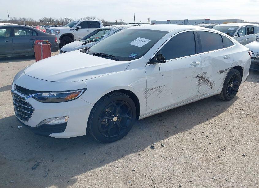 Photo 2 of 2020 Chevrolet Malibu FWD LT (VIN 1G1ZD5ST5LF097805)