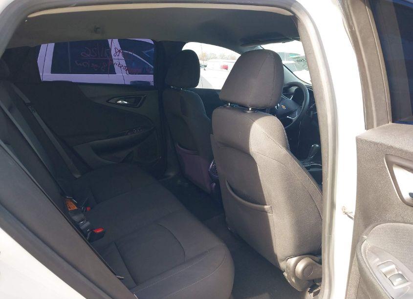 Photo 8 of 2020 Chevrolet Malibu FWD LT (VIN 1G1ZD5ST5LF097805)