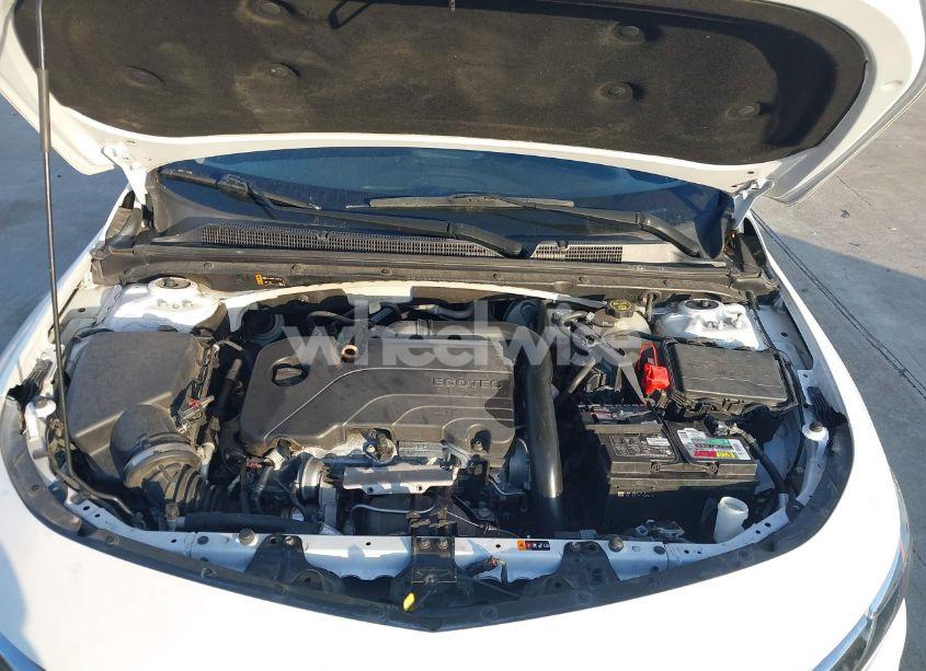 Photo 10 of 2020 Chevrolet Malibu FWD LT (VIN 1G1ZD5ST5LF105109)