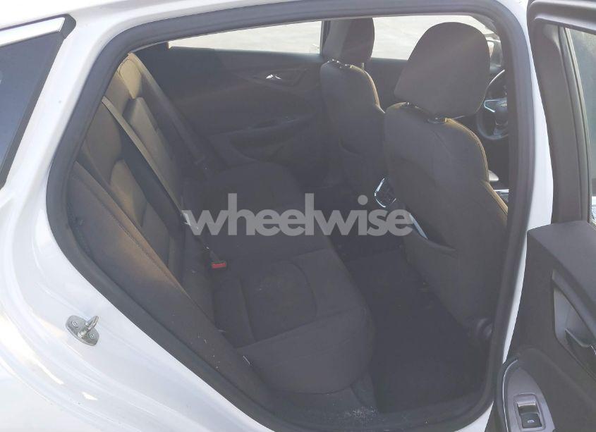 Photo 8 of 2020 Chevrolet Malibu FWD LT (VIN 1G1ZD5ST5LF105109)