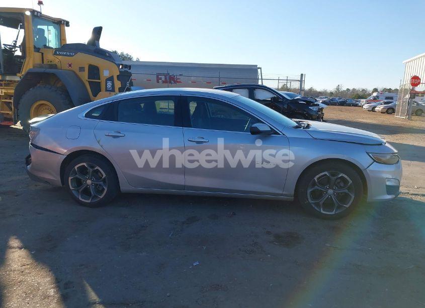 Photo 13 of 2020 Chevrolet Malibu FWD LT (VIN 1G1ZD5ST5LF106714)