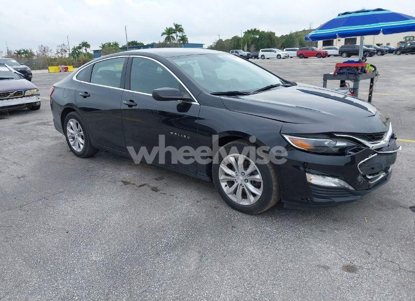 2020 Chevrolet Malibu FWD LT (VIN 1G1ZD5ST5LF108169) main photo