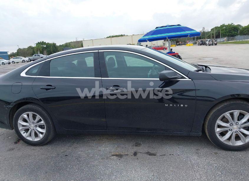 Photo 13 of 2020 Chevrolet Malibu FWD LT (VIN 1G1ZD5ST5LF108169)