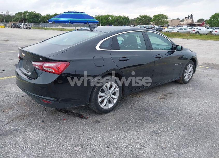 Photo 4 of 2020 Chevrolet Malibu FWD LT (VIN 1G1ZD5ST5LF108169)