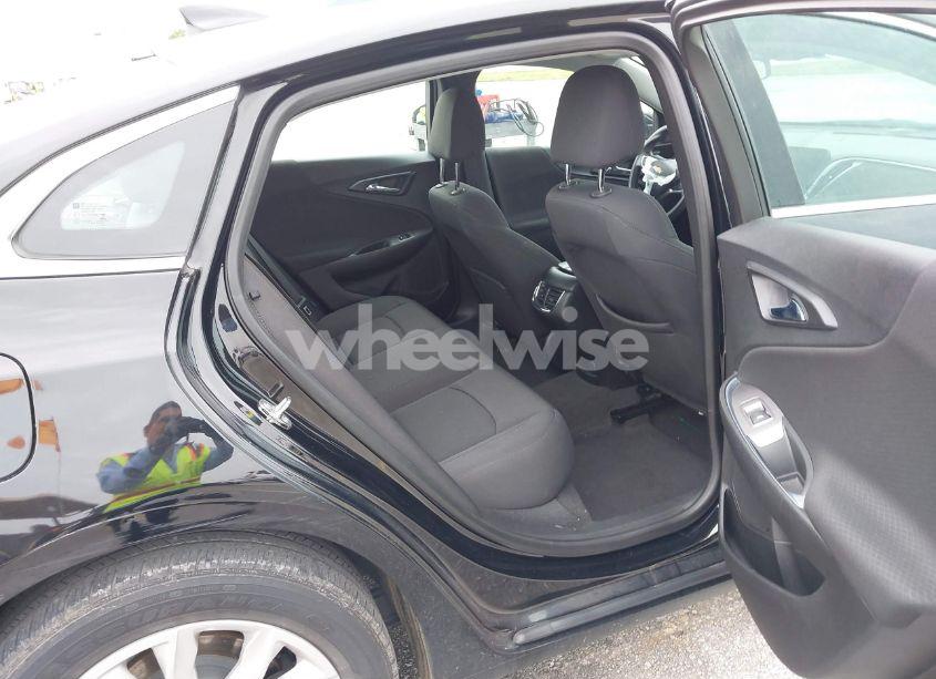 Photo 8 of 2020 Chevrolet Malibu FWD LT (VIN 1G1ZD5ST5LF108169)