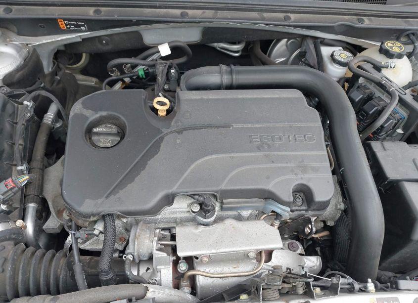 Photo 10 of 2020 Chevrolet Malibu FWD LT (VIN 1G1ZD5ST5LF124517)