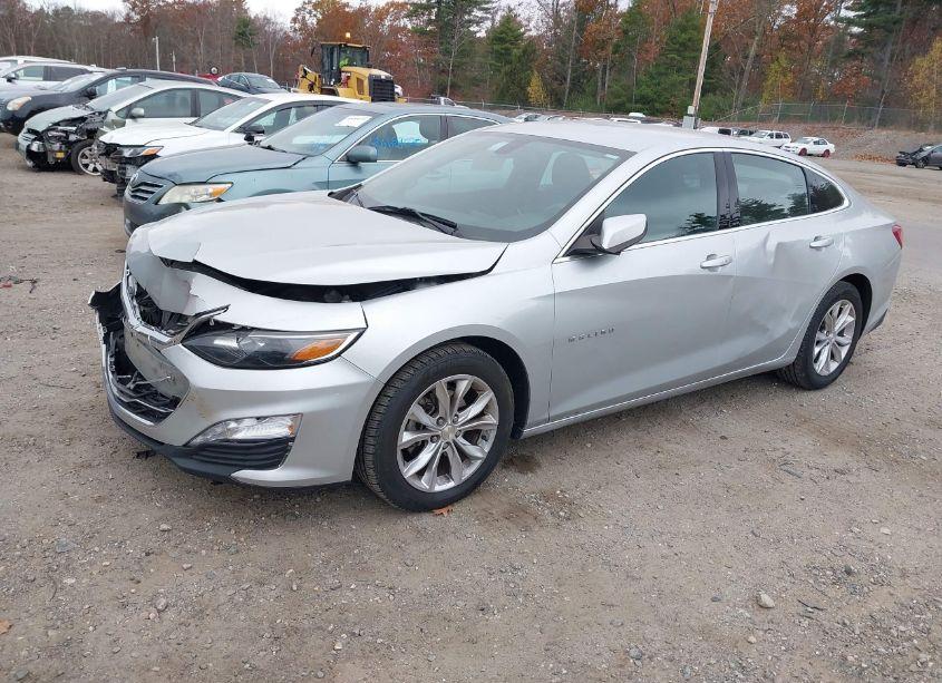 Photo 2 of 2020 Chevrolet Malibu FWD LT (VIN 1G1ZD5ST5LF124517)