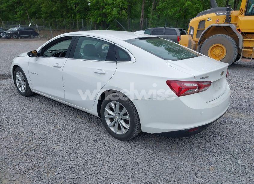 Photo 3 of 2021 Chevrolet Malibu FWD LT (VIN 1G1ZD5ST5MF013015)