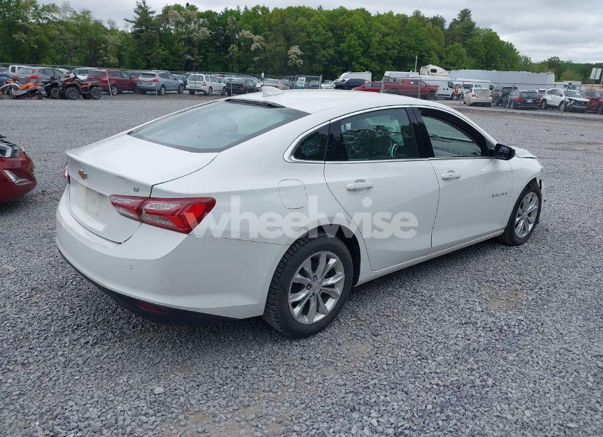 Photo 4 of 2021 Chevrolet Malibu FWD LT (VIN 1G1ZD5ST5MF013015)
