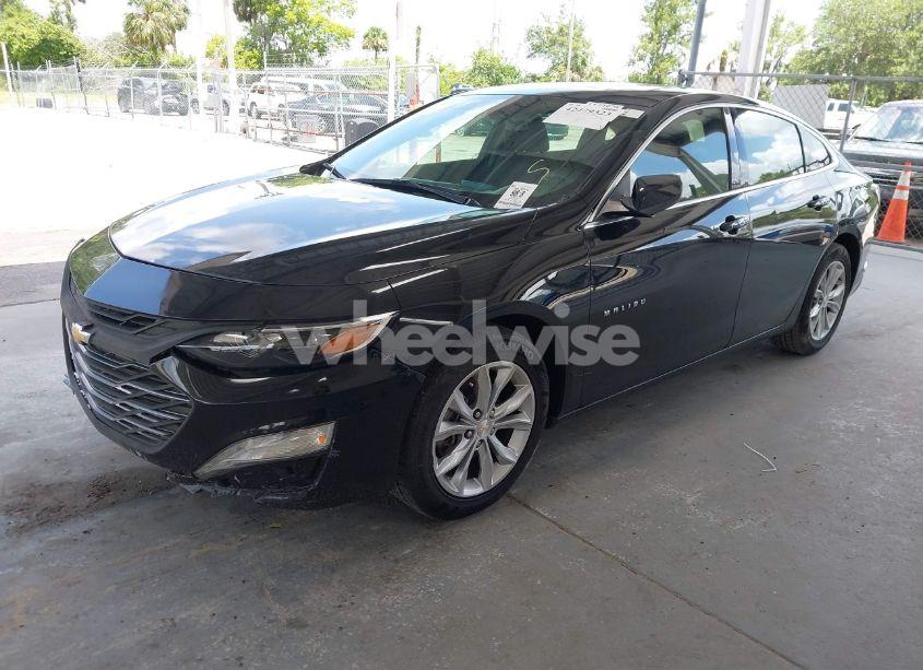 Photo 2 of 2021 Chevrolet Malibu FWD LT (VIN 1G1ZD5ST5MF031949)
