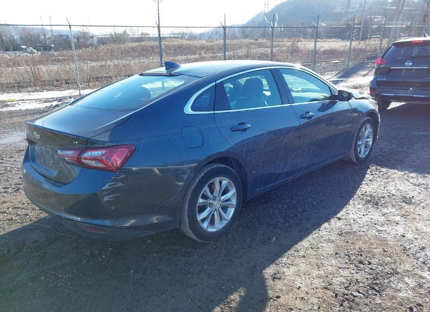Photo 4 of 2021 Chevrolet Malibu FWD LT (VIN 1G1ZD5ST5MF033099)