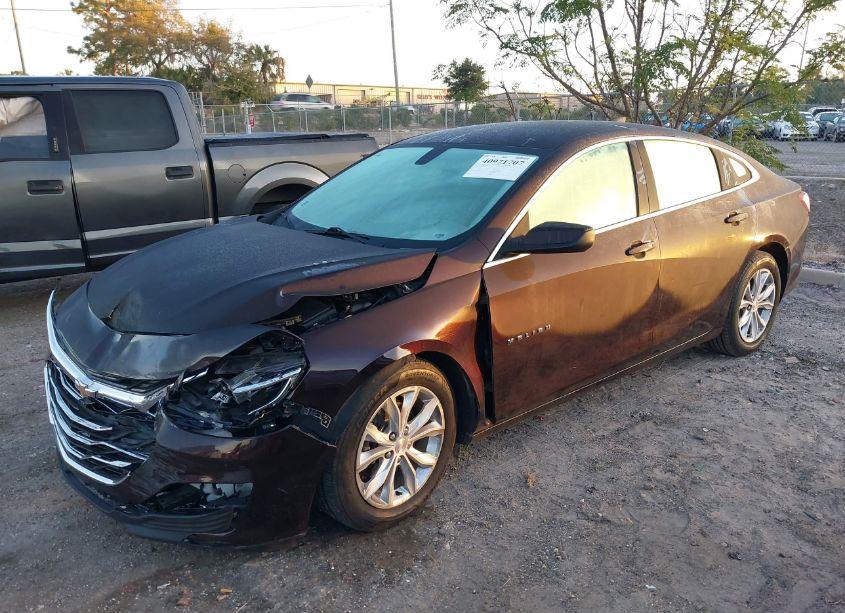 Photo 2 of 2021 Chevrolet Malibu FWD LT (VIN 1G1ZD5ST5MF061596)