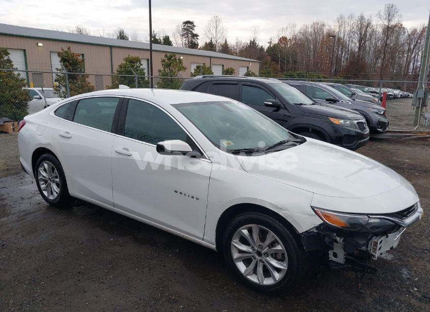 2021 Chevrolet Malibu FWD LT (VIN 1G1ZD5ST5MF065499) main photo