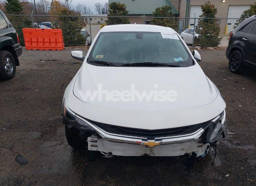 Photo 13 of 2021 Chevrolet Malibu FWD LT (VIN 1G1ZD5ST5MF065499)