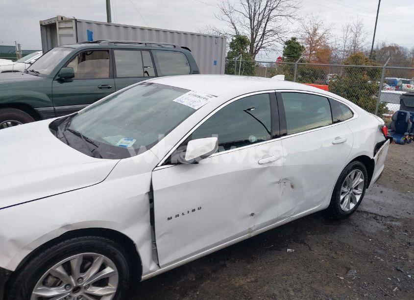 Photo 18 of 2021 Chevrolet Malibu FWD LT (VIN 1G1ZD5ST5MF065499)