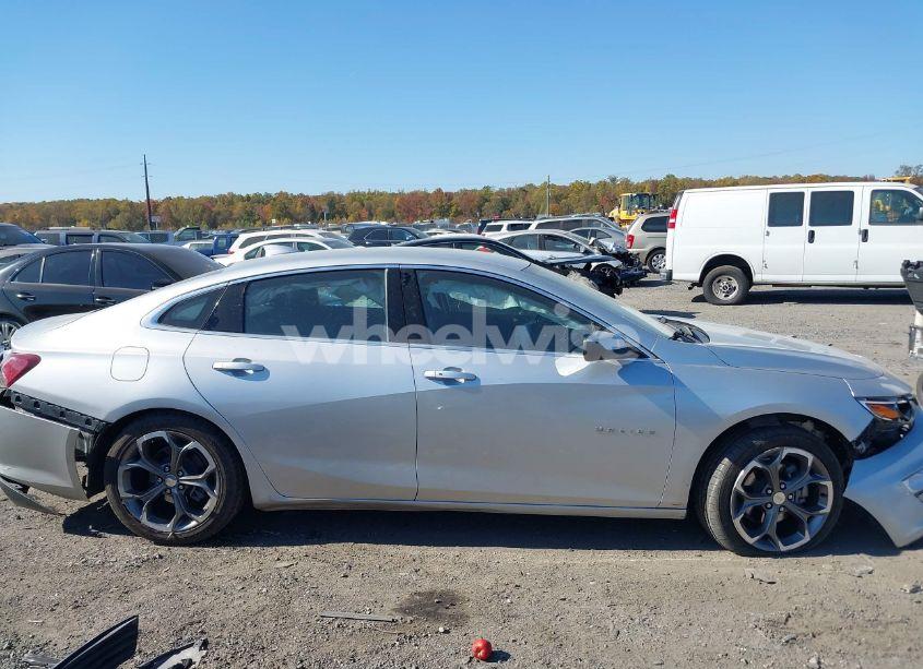 Photo 13 of 2021 Chevrolet Malibu FWD LT (VIN 1G1ZD5ST5MF073750)