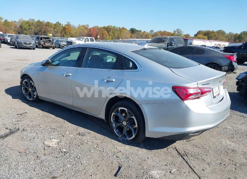 Photo 3 of 2021 Chevrolet Malibu FWD LT (VIN 1G1ZD5ST5MF073750)