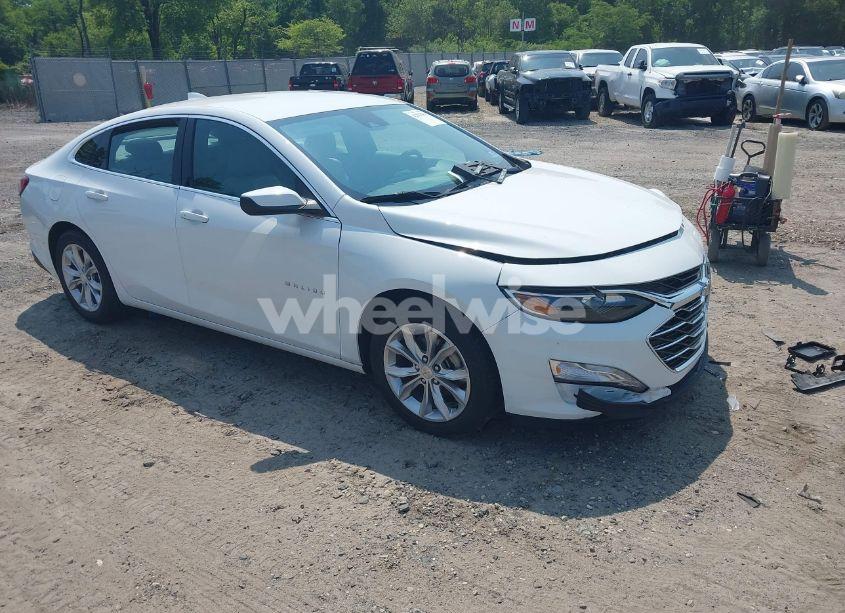 2022 Chevrolet Malibu FWD LT (VIN 1G1ZD5ST5NF101726) main photo