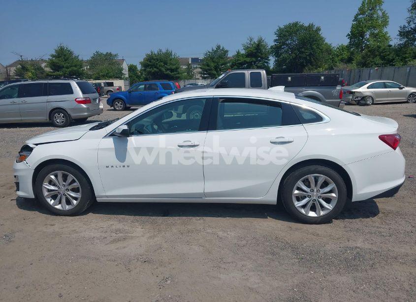 Photo 14 of 2022 Chevrolet Malibu FWD LT (VIN 1G1ZD5ST5NF101726)
