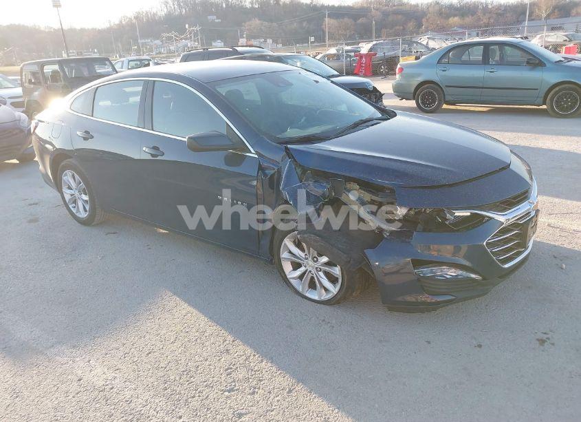 2022 Chevrolet Malibu FWD LT (VIN 1G1ZD5ST5NF104772) main photo