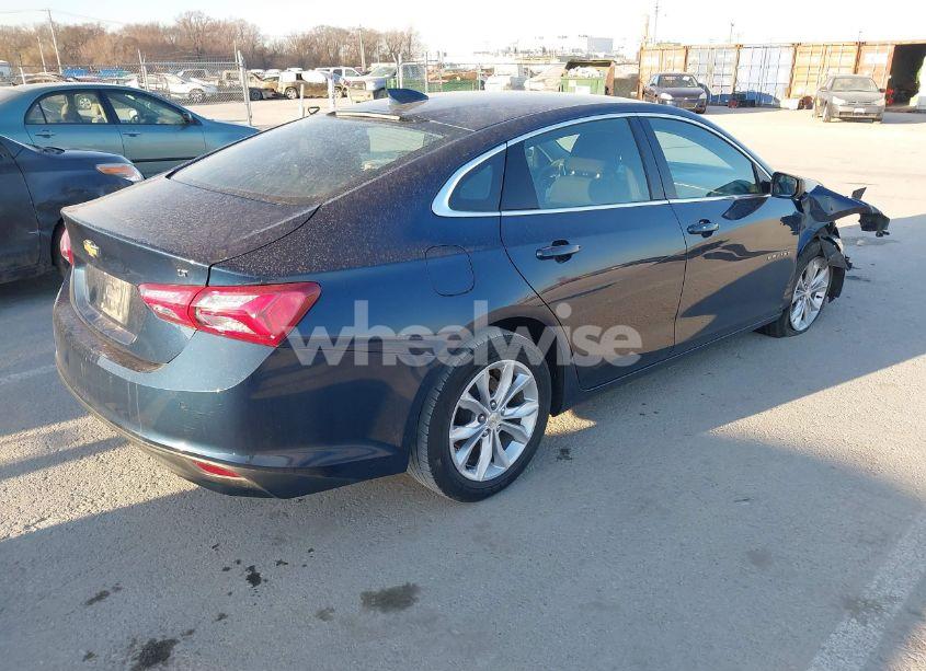 Photo 4 of 2022 Chevrolet Malibu FWD LT (VIN 1G1ZD5ST5NF104772)