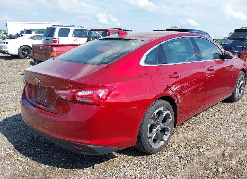 Photo 4 of 2022 Chevrolet Malibu FWD LT (VIN 1G1ZD5ST5NF106229)