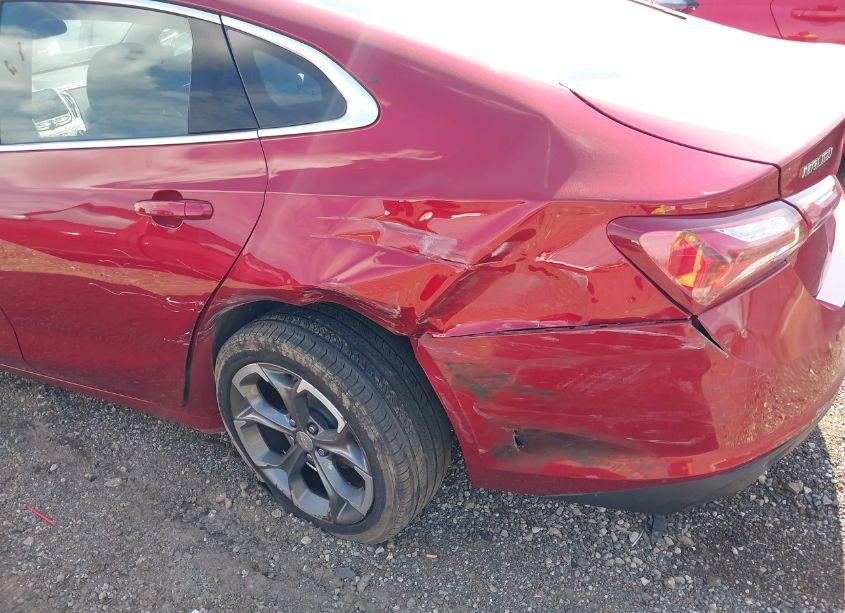 Photo 6 of 2022 Chevrolet Malibu FWD LT (VIN 1G1ZD5ST5NF106229)