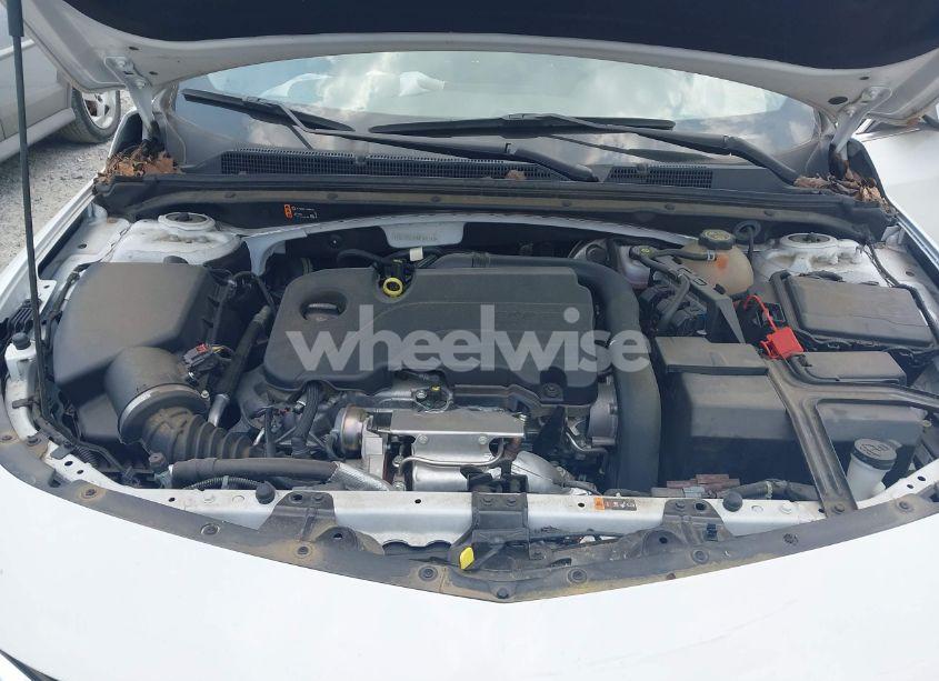 Photo 10 of 2022 Chevrolet Malibu FWD LT (VIN 1G1ZD5ST5NF107140)