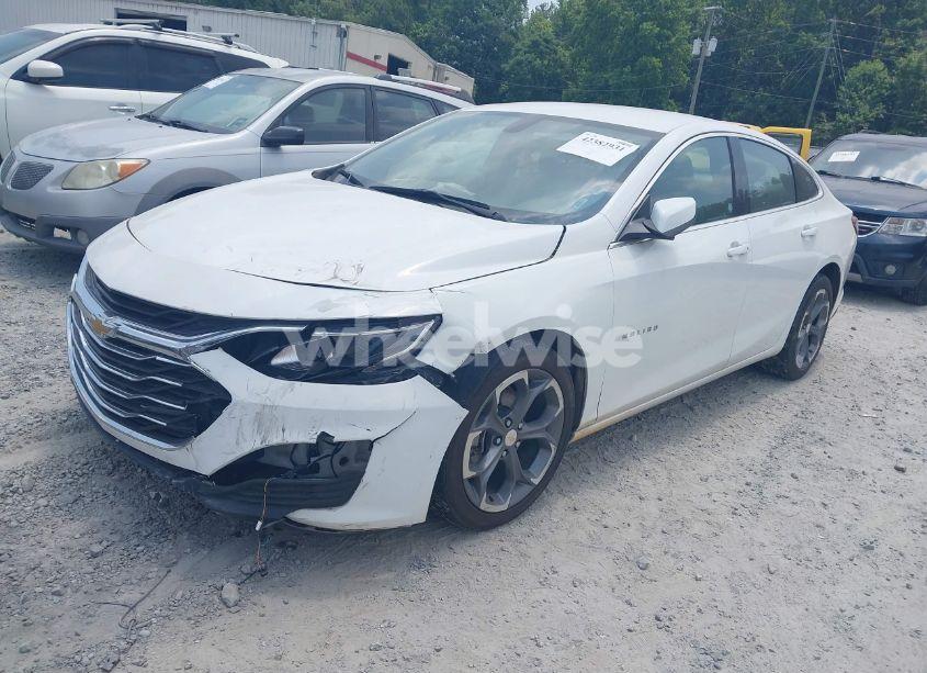 Photo 2 of 2022 Chevrolet Malibu FWD LT (VIN 1G1ZD5ST5NF107140)
