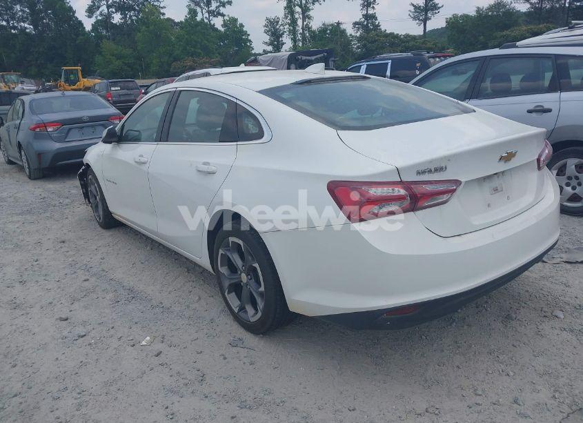 Photo 3 of 2022 Chevrolet Malibu FWD LT (VIN 1G1ZD5ST5NF107140)