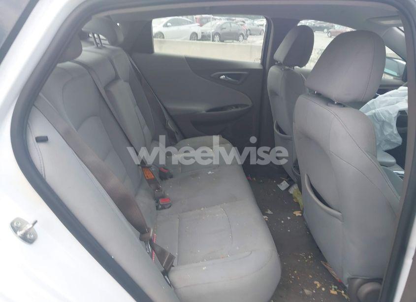 Photo 8 of 2022 Chevrolet Malibu FWD LT (VIN 1G1ZD5ST5NF107140)