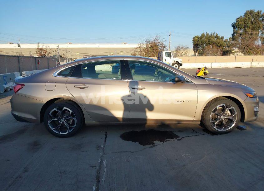 Photo 13 of 2022 Chevrolet Malibu FWD LT (VIN 1G1ZD5ST5NF112046)