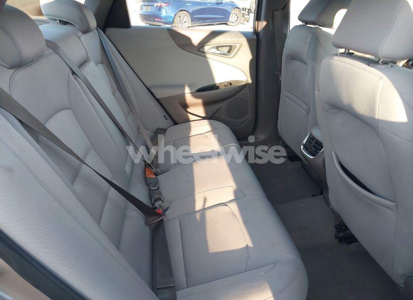 Photo 8 of 2022 Chevrolet Malibu FWD LT (VIN 1G1ZD5ST5NF112046)