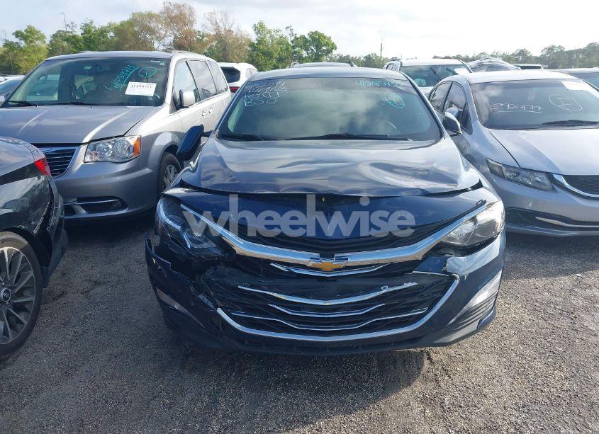 Photo 12 of 2022 Chevrolet Malibu FWD LT (VIN 1G1ZD5ST5NF132071)