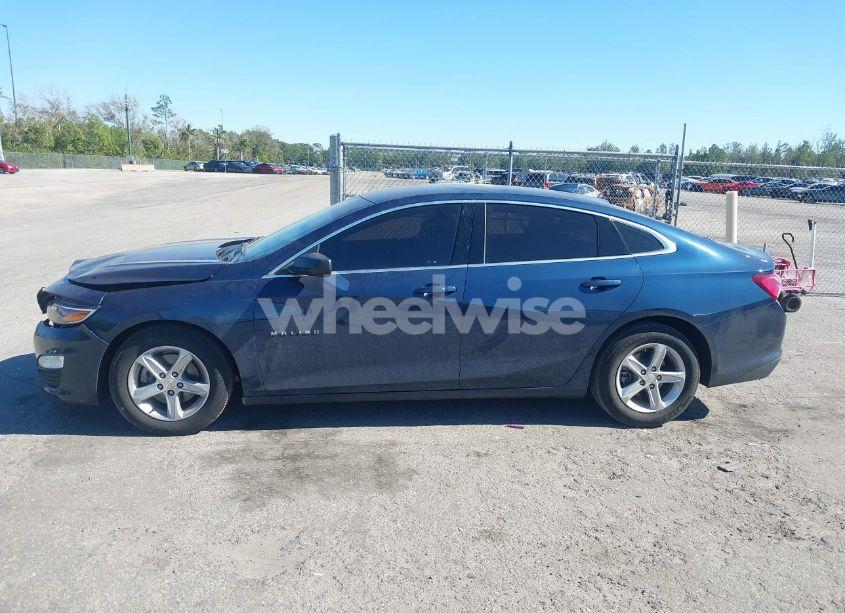 Photo 14 of 2022 Chevrolet Malibu FWD LT (VIN 1G1ZD5ST5NF132071)