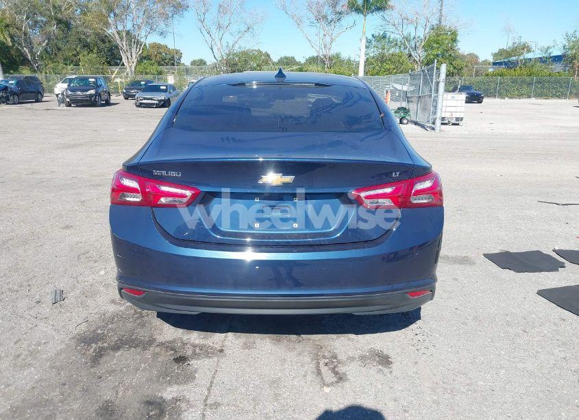 Photo 16 of 2022 Chevrolet Malibu FWD LT (VIN 1G1ZD5ST5NF132071)