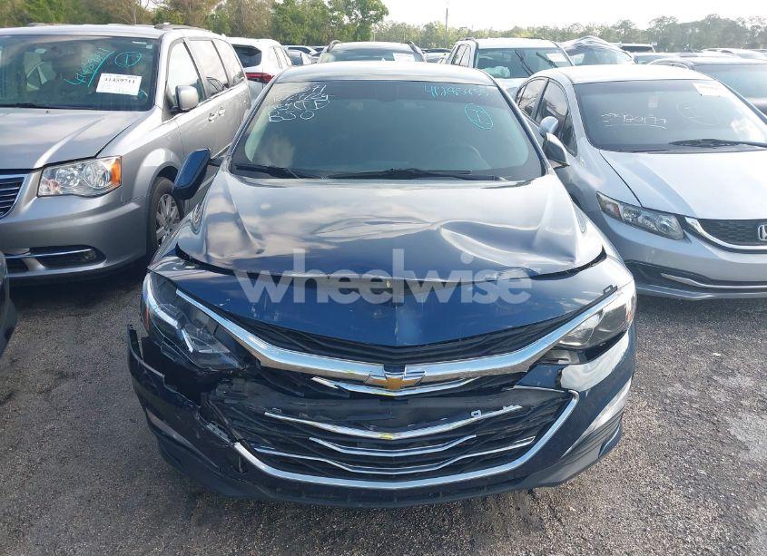 Photo 6 of 2022 Chevrolet Malibu FWD LT (VIN 1G1ZD5ST5NF132071)