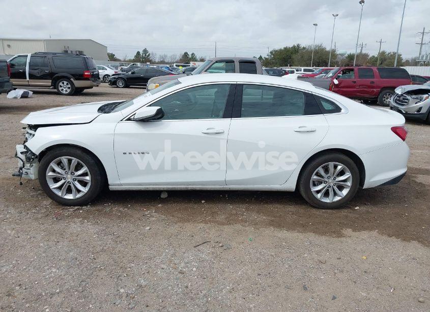 Photo 15 of 2022 Chevrolet Malibu FWD LT (VIN 1G1ZD5ST5NF140431)