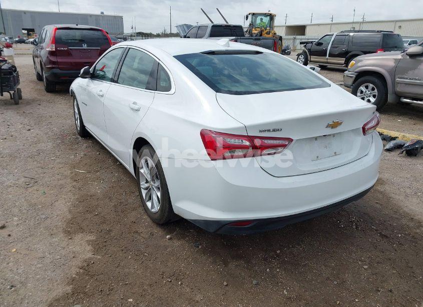 Photo 3 of 2022 Chevrolet Malibu FWD LT (VIN 1G1ZD5ST5NF140431)