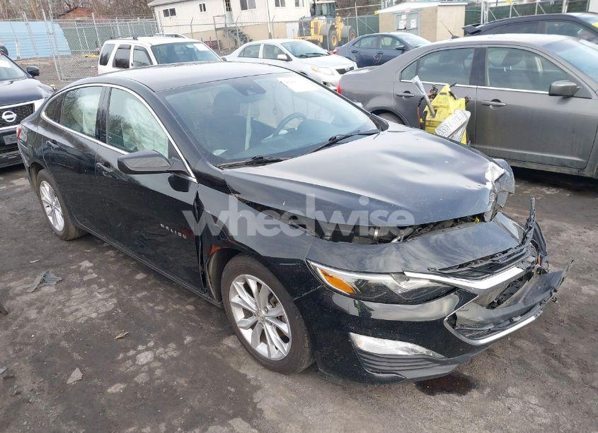 2022 Chevrolet Malibu FWD LT (VIN 1G1ZD5ST5NF146794) main photo