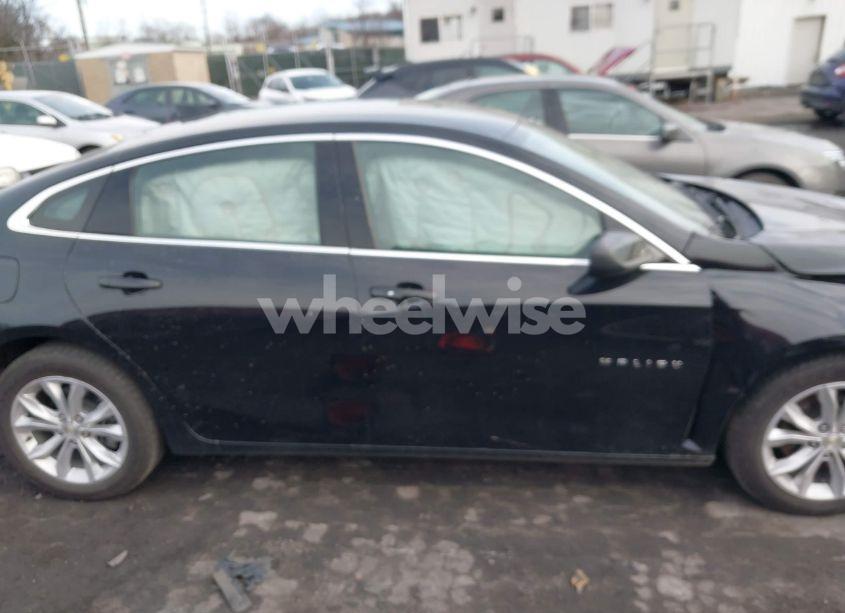 Photo 13 of 2022 Chevrolet Malibu FWD LT (VIN 1G1ZD5ST5NF146794)