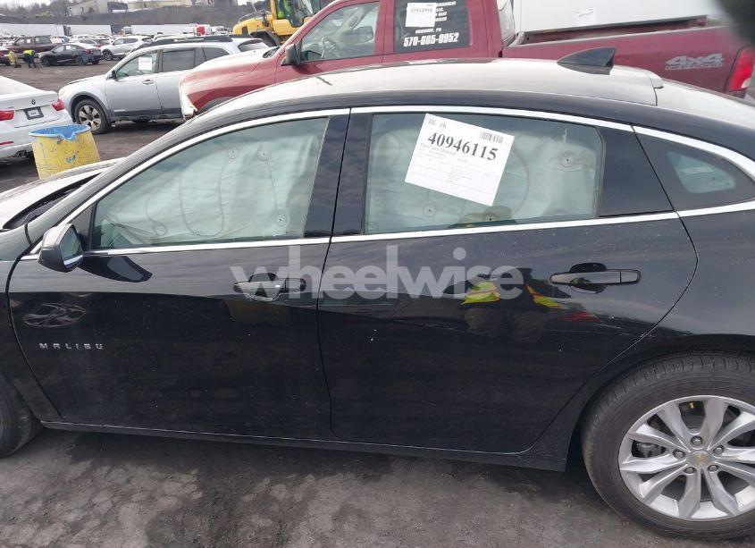 Photo 14 of 2022 Chevrolet Malibu FWD LT (VIN 1G1ZD5ST5NF146794)